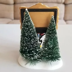Dv, Painting Your Own Sign Figurine, 56.55501, Dickens Village