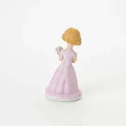 Growing Up Dolls Age 05